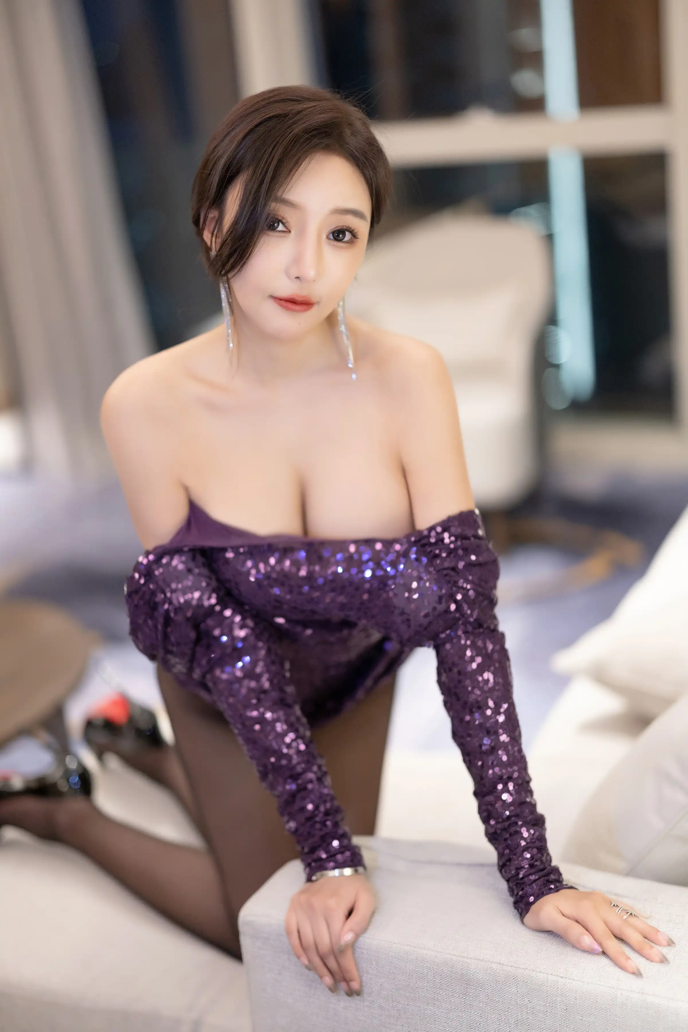 5B85921424-1