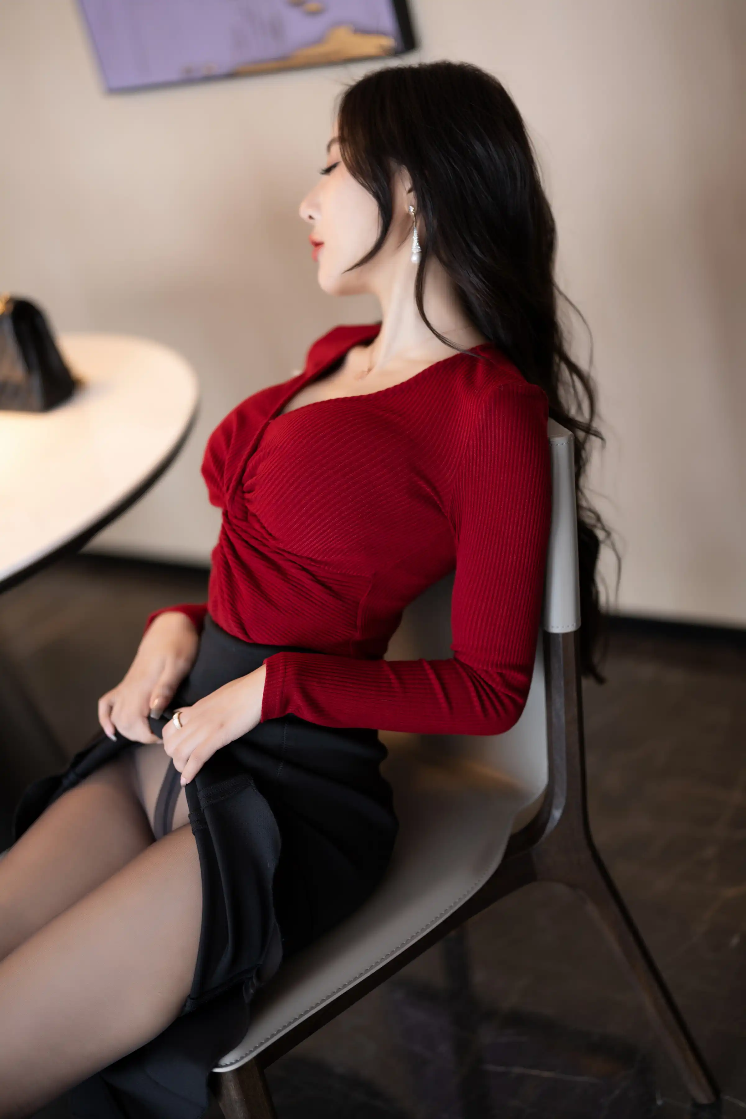 D985716518